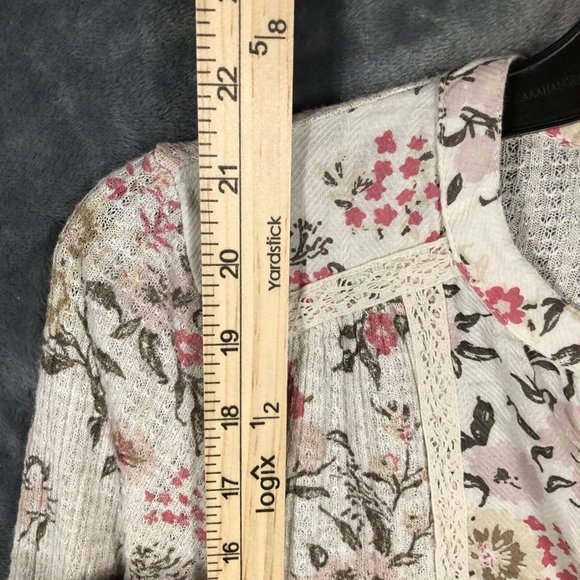 Lucky Brand Women’s Floral Shirt Pearl Buttons Size Small P - Picture 8 of 14